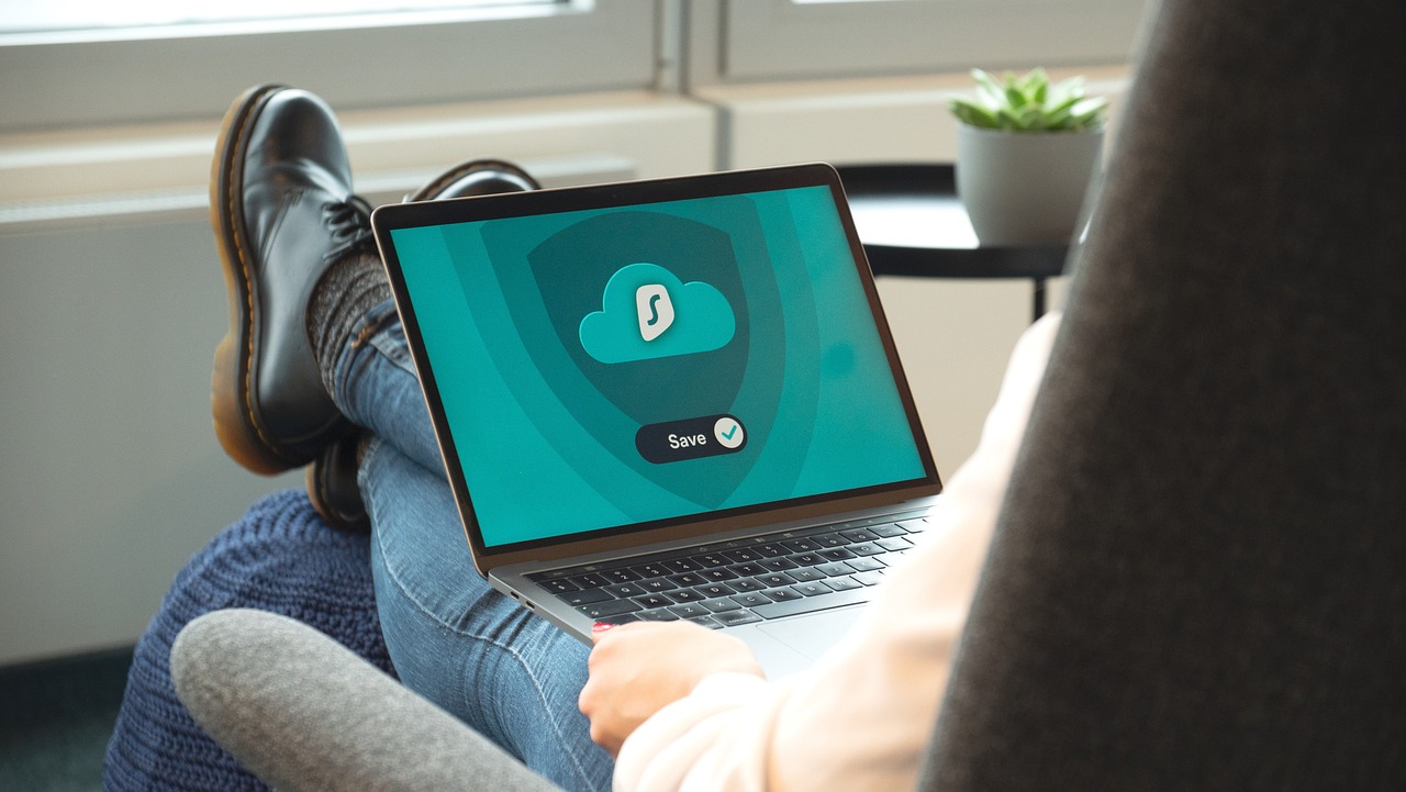 How to Address Regulatory Challenges in Crypto Data Management